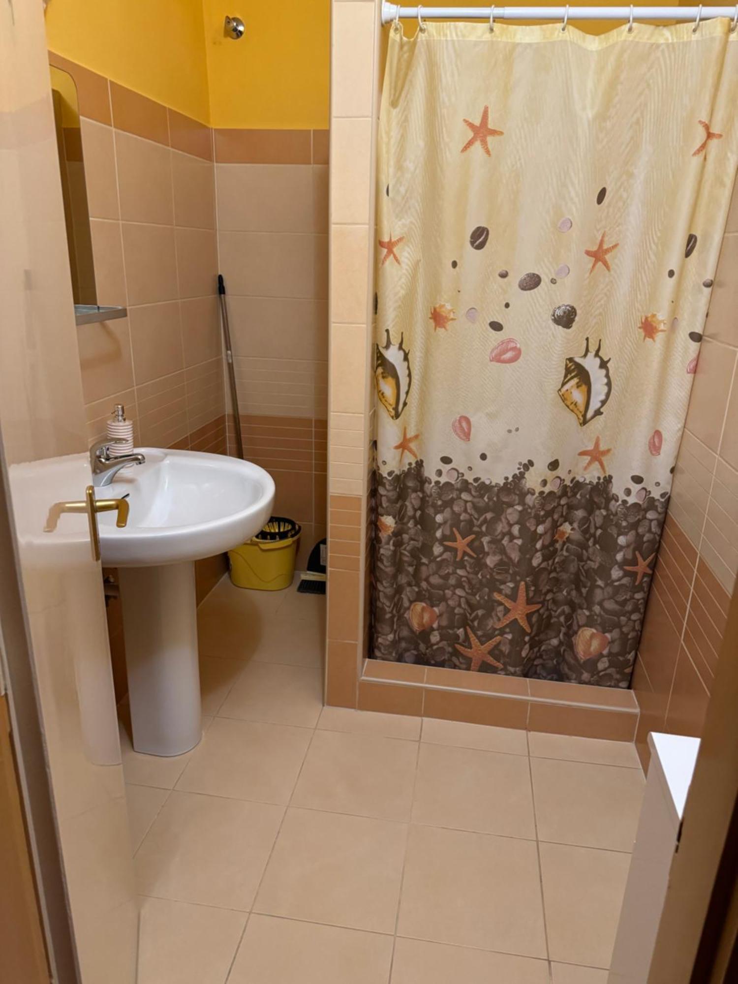 Rózsa Apartman 2 Alsóörs Szoba fotó
